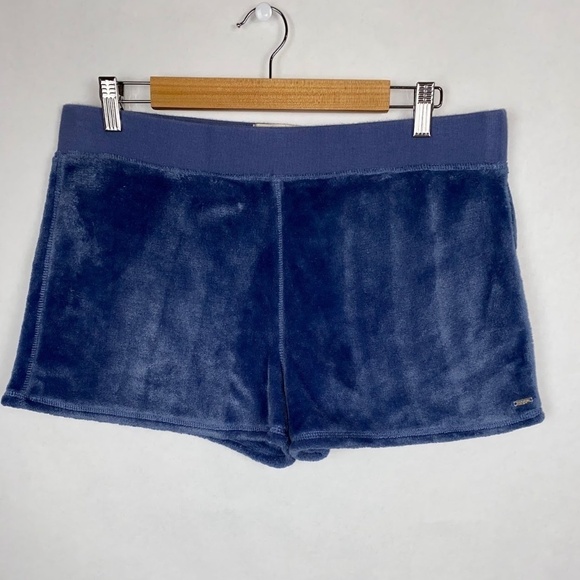 Ugg Blue Fuzzy pull on Shorts - Picture 1 of 5